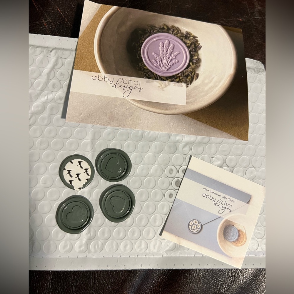Self adhesive wax seals, hunter green hearts, quality 30